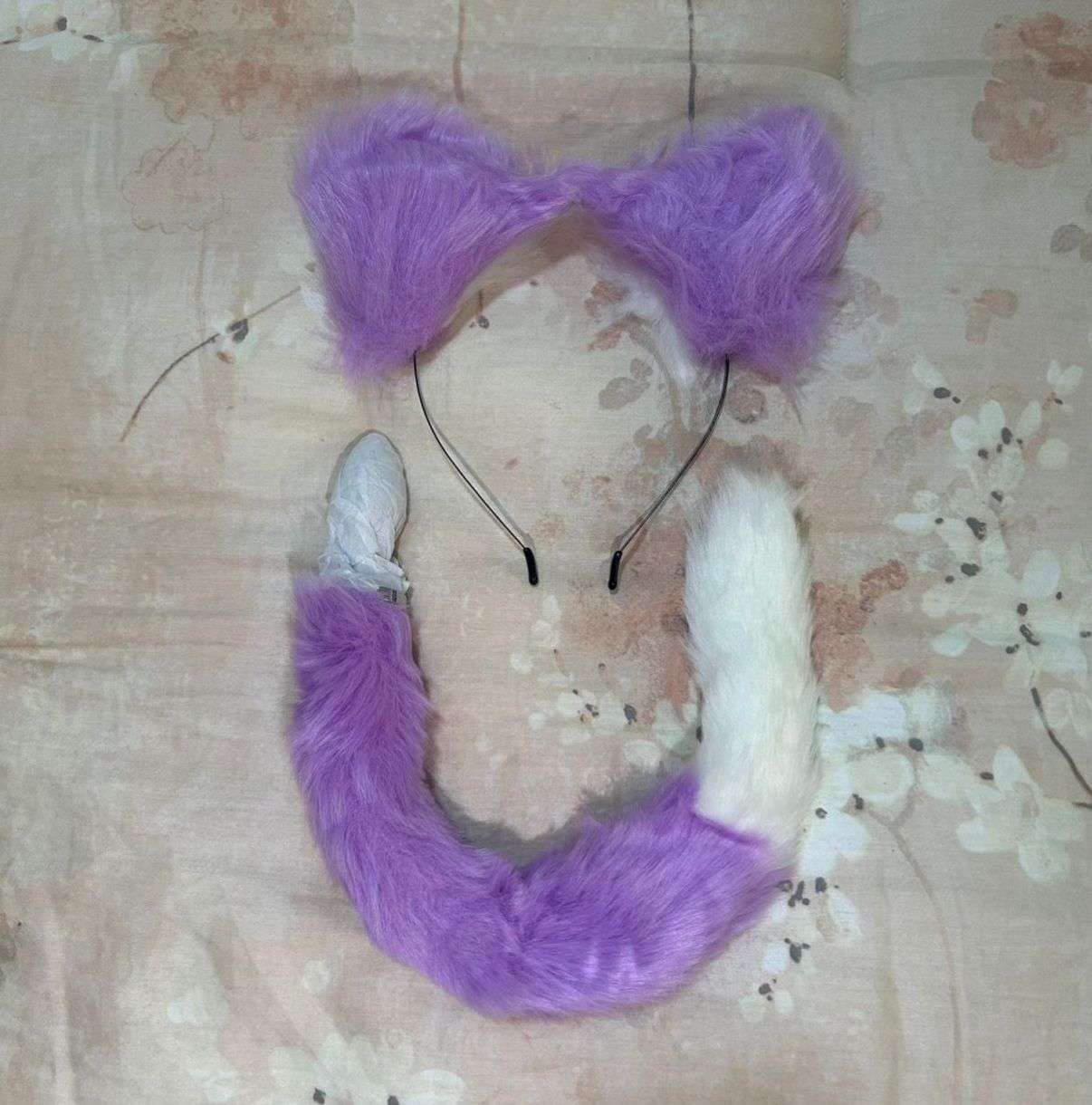 سدادة حديد مع ذيل