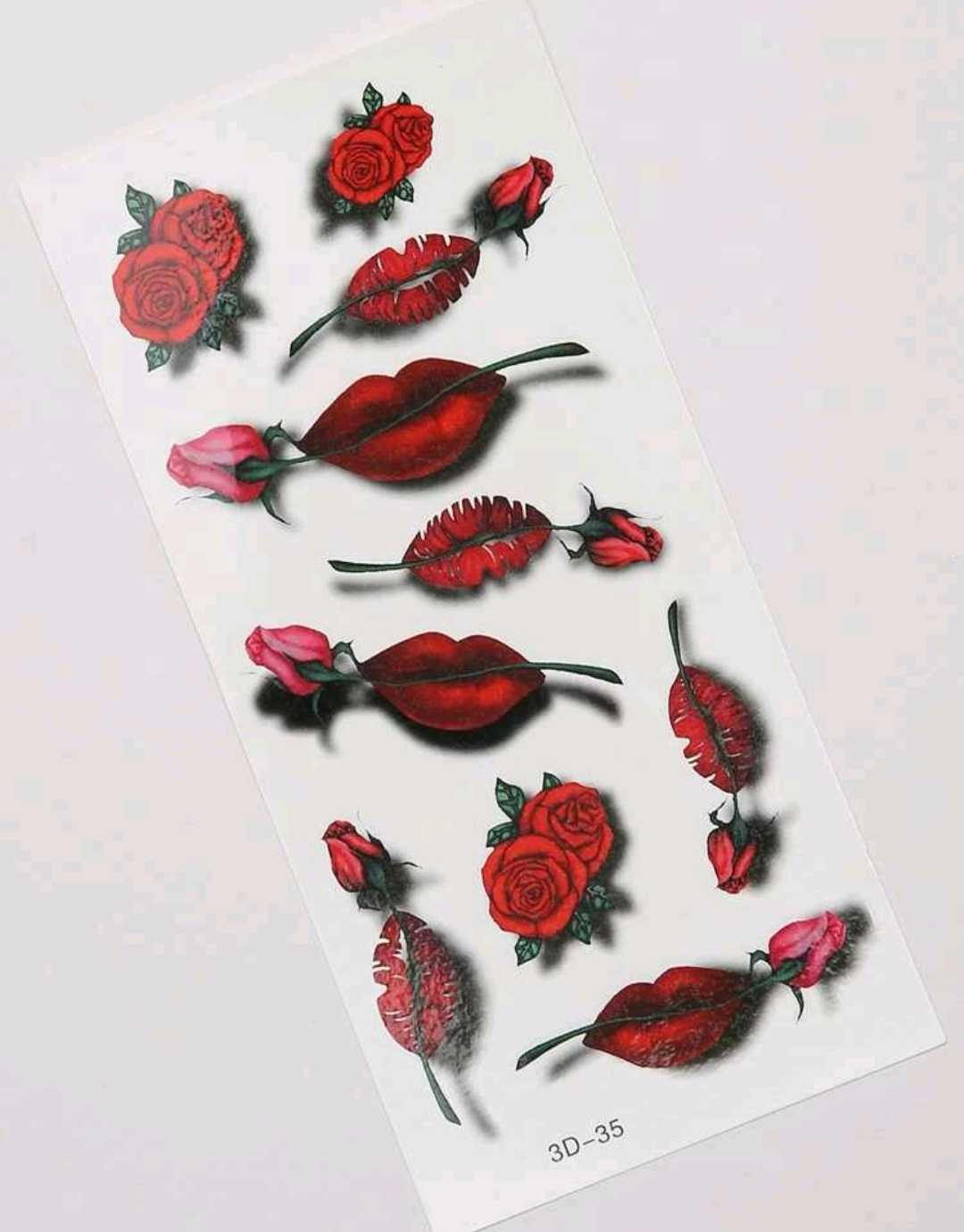 ملصق وشم نمط ورده شفاه